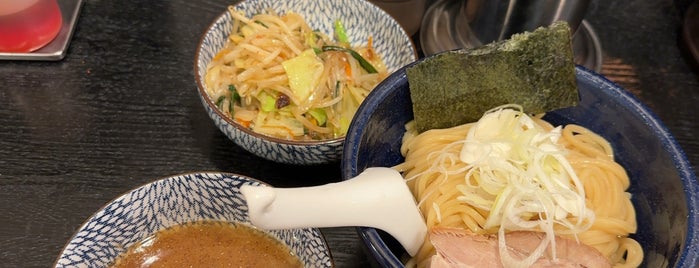 大勝軒まるいち 新宿東南口店 is one of うまかったラーメン.