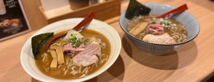 焼きあご塩らー麺 たかはし is one of Raaaamen・∀・.