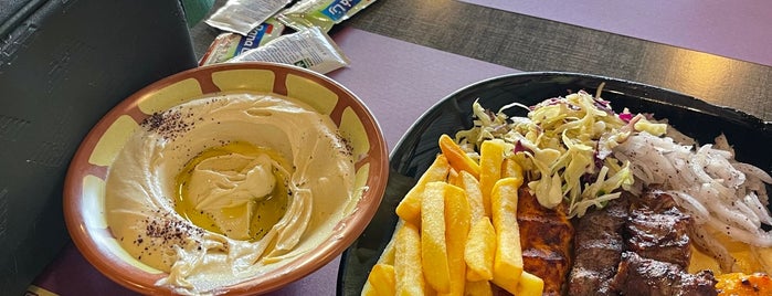 Al Ennabi Grill is one of مطاعم تركيه ولبنانيه ارمنية بالرياض.