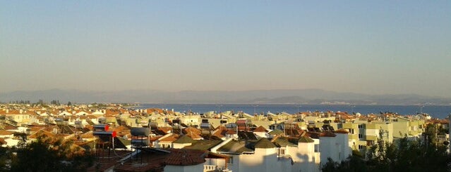 Altınoluk is one of สถานที่ที่บันทึกไว้ของ Dilara.