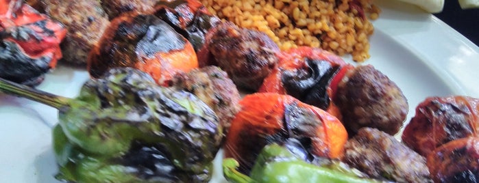 Urfali Bedirin Yeri is one of İzmirin gizli lezzetleri.