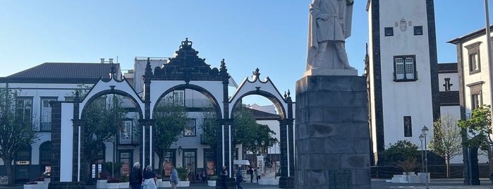 Portas da Cidade is one of Azores.