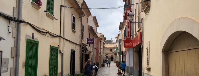 Mercat d'Alcúdia is one of Mallorca.
