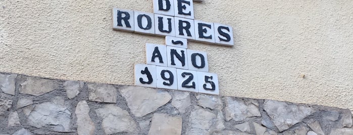 Mas De Roures is one of Haldun’s Liked Places.