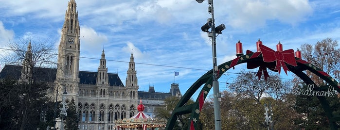 Wiener Kabarettfestival is one of Bühnen in Wien.