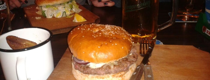 Bajor söröző is one of Burgerblog.hu - 2013 legjobb hamburgerei.