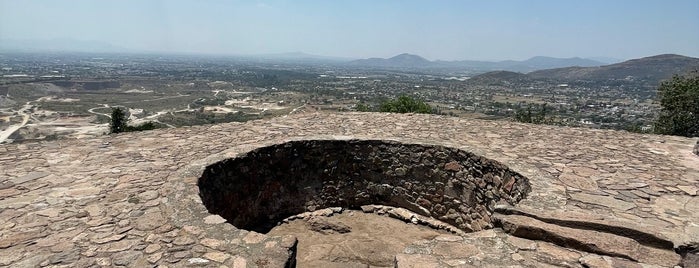 Zona arqueológica Baños de Nezahualcoyotl is one of Lugares a Los que quiero Ir.