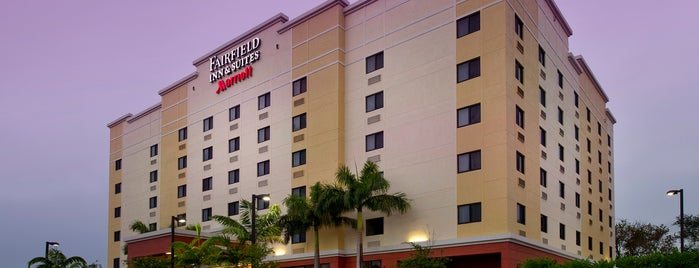 Fairfield Inn & Suites Miami Airport South is one of Tempat yang Disukai Alberto J S.