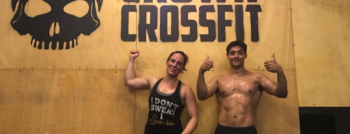 Crossfit Crown is one of Locais curtidos por Helem.
