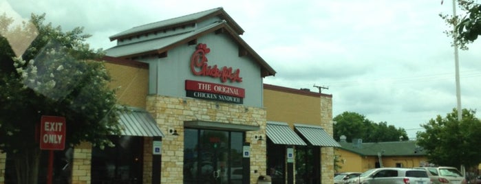 Chick-fil-A is one of Lugares favoritos de Tim.