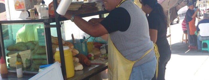 Tortas Del Plaza is one of Leon p comer.