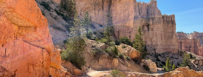 Peekaboo Loop is one of Bryce Canyon.