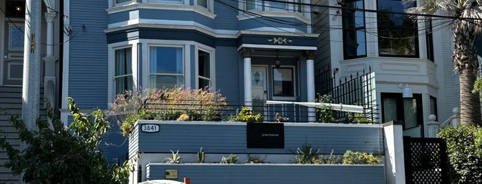 La maison bleue is one of San Francisco.
