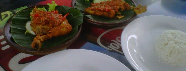 Ayam Penyet Joko Solo is one of Food.