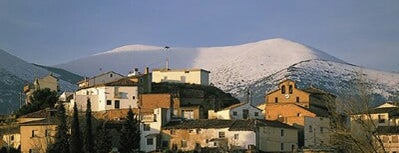 Santa Cruz de Moncayo is one of De Tapeo con los Becquer.