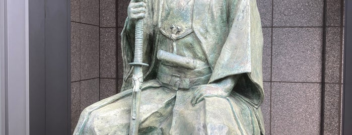 桂小五郎像 is one of 史跡.