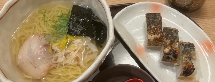 がんこ寿司 is one of 食事.