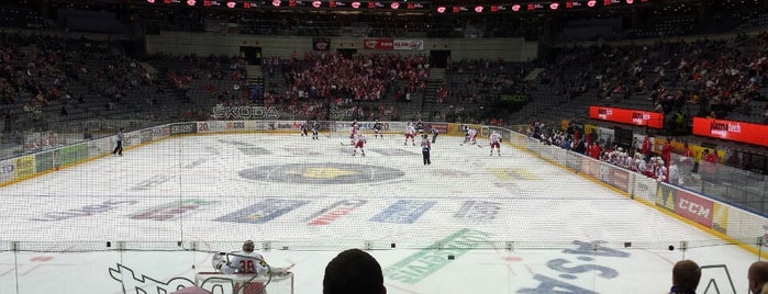 O2 arena is one of КХЛ | KHL.