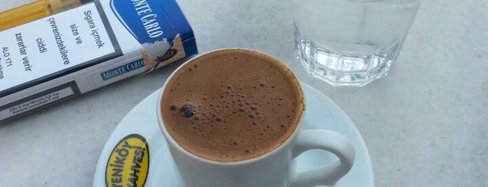Yeniköy Kahvesi is one of Naciye'nin Beğendiği Mekanlar.