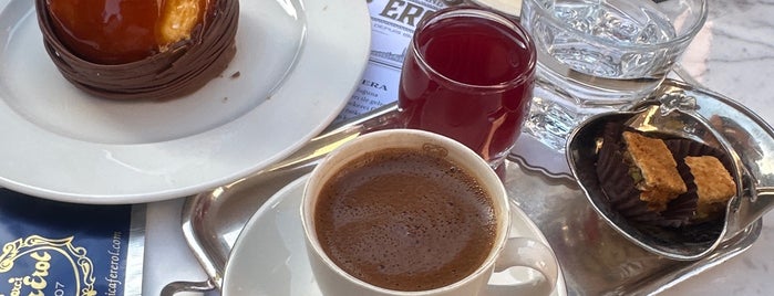 Şekerci Cafer Erol Galataport is one of İstanbul Desserts.