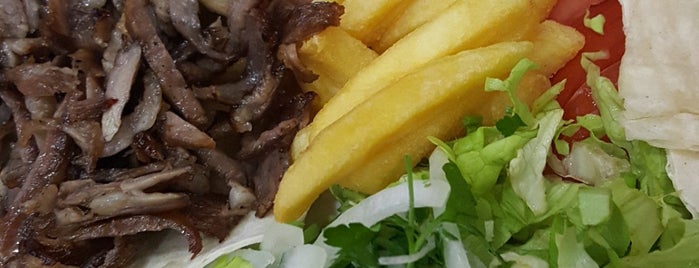 Mangal Döner is one of Naciye'nin Beğendiği Mekanlar.