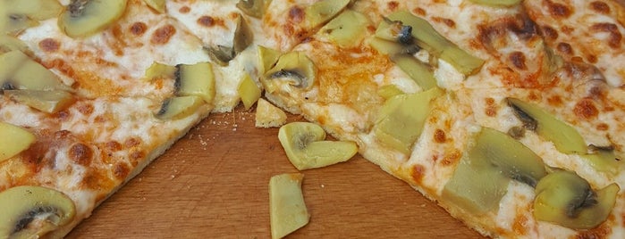 Değirmen Pizza is one of Orte, die Naciye gefallen.