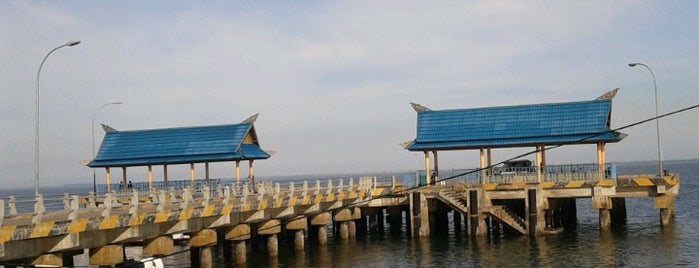 Pelabuhan Tanjung Batu is one of Nice places in Berau.