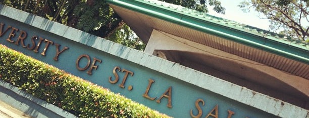 University of St. La Salle is one of สถานที่ที่ JÉz ถูกใจ.