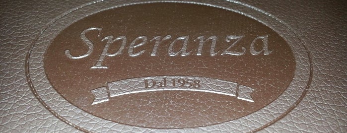 Pizzaria Speranza is one of Lugares favoritos.