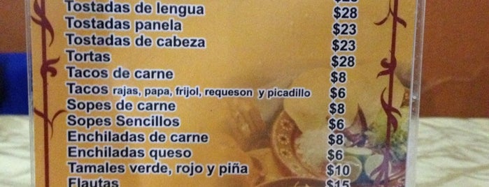 Cenaduria Pina is one of Locais curtidos por Gilberto.