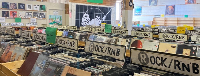 Everyday Music is one of Record Stores.