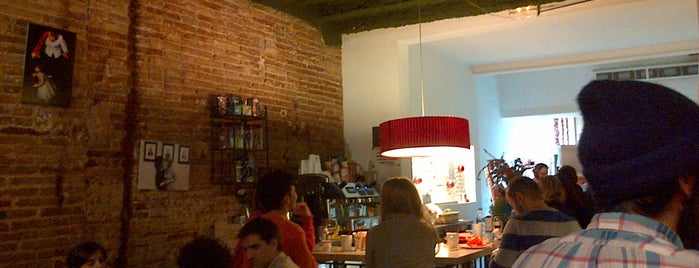A Casa Portuguesa is one of Cafeterías y barecillos.