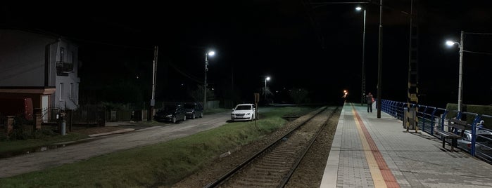 Železničná zastávka Hronsek is one of Trať ŽSR-170.