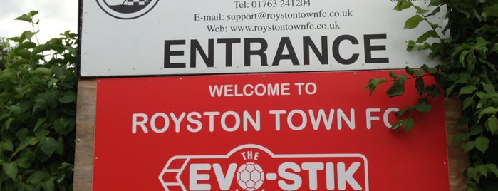 Royston Town Football Club is one of Carlさんのお気に入りスポット.