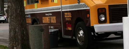 Tin Star Taco Taxi is one of Best DFW Food Trucks.