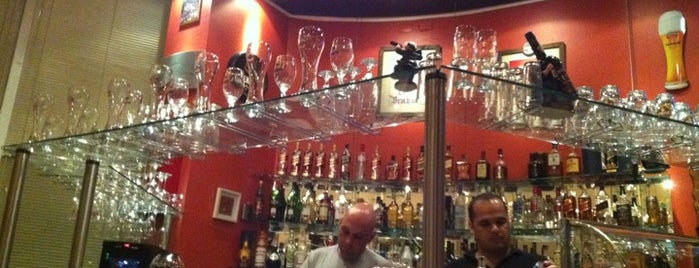 Scotch Pub Cafe is one of Neto : понравившиеся места.