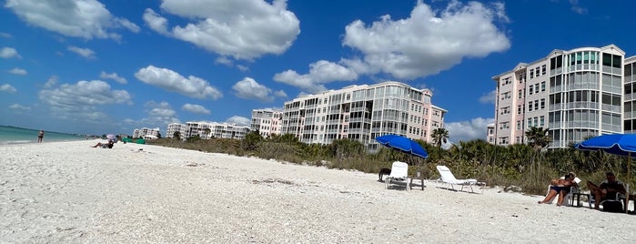 The Club At Barefoot Beach is one of Try 3.