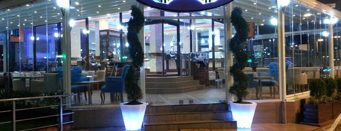 SeSa Cafe & Restaurant is one of 🔥🇹🇷 Onur Altuntaş 🇹🇷🔥'ın Beğendiği Mekanlar.