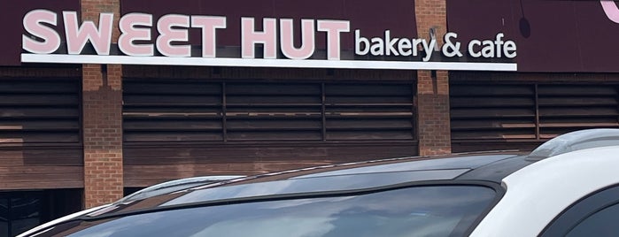 Sweet Hut Bakery & Cafe is one of Want to go!.