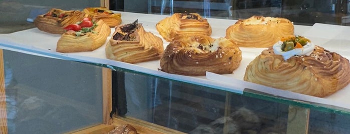 Bakery Table is one of Northern Borders.