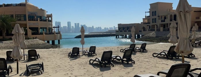 Novotel Al Dana Resort Poolside is one of Orte, die Сергей gefallen.