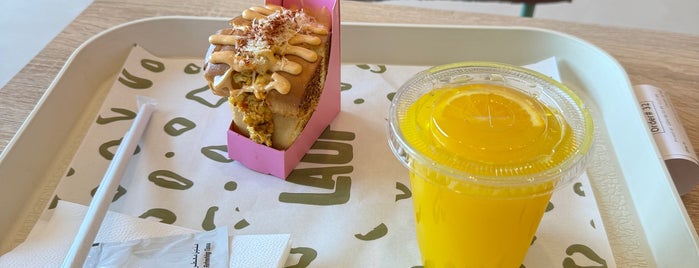 LAOF Sandwich is one of Coffee’s in Riyadh.