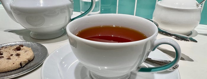 フォートナム・アンド・メイソン・ コンセプトショップ 名古屋栄三越店 is one of 茶葉.