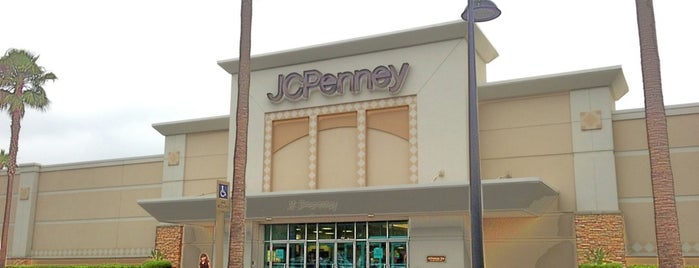 JCPenney is one of Lieux qui ont plu à Yvonne.