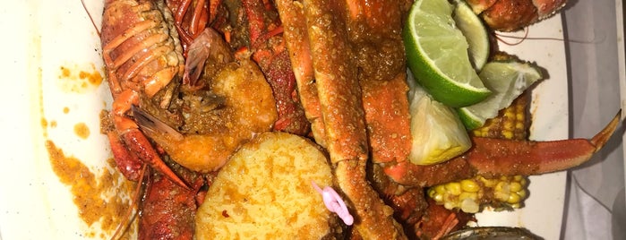 Red Crawfish Seafood & Wings is one of Restaurants.