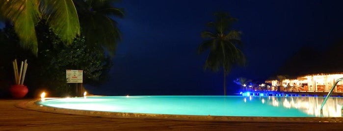 Vilu Reef Beach Resort & Spa, Maldives is one of My plans.