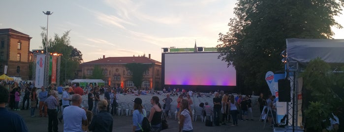 Sommernachts Open Air Kino is one of Mitgliedskinos der AG Kino (Städte A-L).