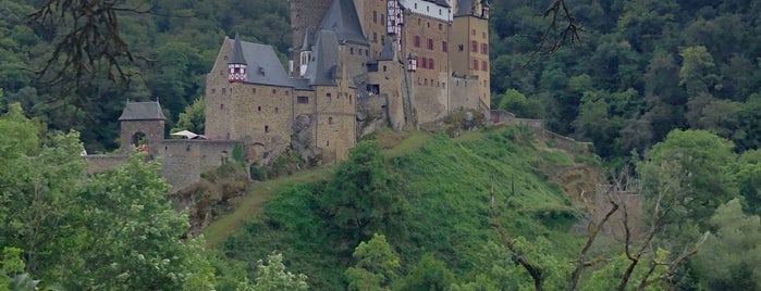 Burg Eltz is one of MG Umgebung.