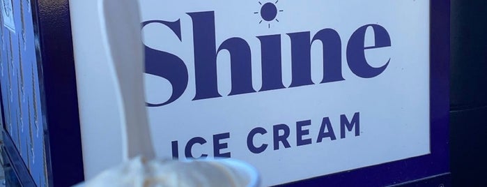 Rain or Shine Ice Cream is one of Simranさんのお気に入りスポット.