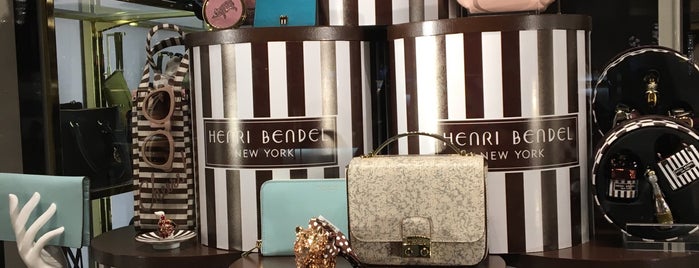 Henri Bendel is one of Locais curtidos por Dewana.